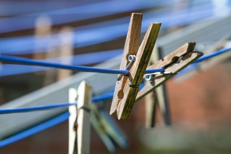 A Complete Guide on How to Tighten a Rotary Washing Line