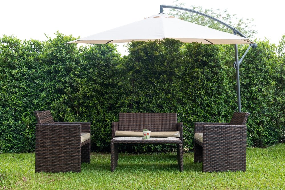 How Does a Cantilever Parasol Work