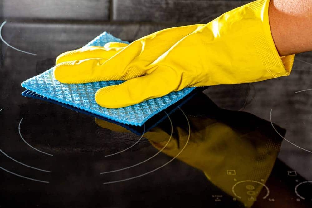 how to clean a ceramic hob