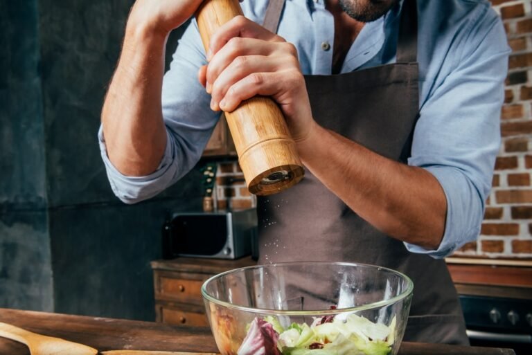 Savoury Tips: How to Use a Spice Grinder Effectively