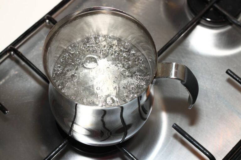 What Are the Benefits of Boiling Tap Water – 8 Main Benefits