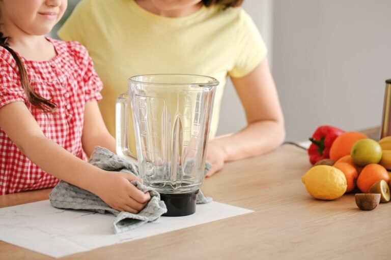 How to Clean a Blender: Different Ways to Do It