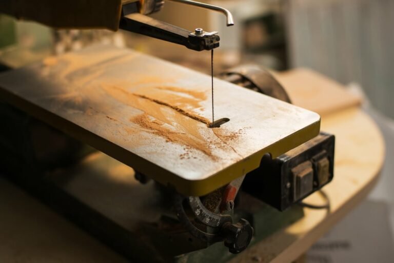 What Is a Scroll Saw Used for? Is It Suitable for Your DIY Projects?
