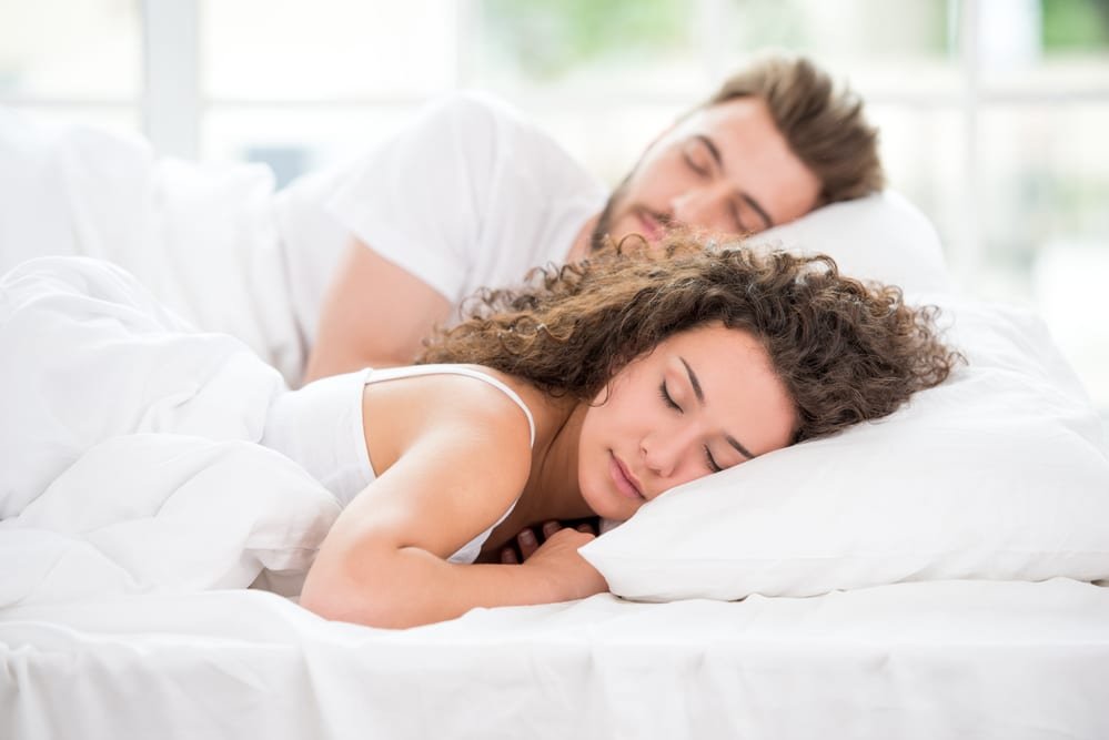 How to Keep Cool on a Memory Foam Mattress